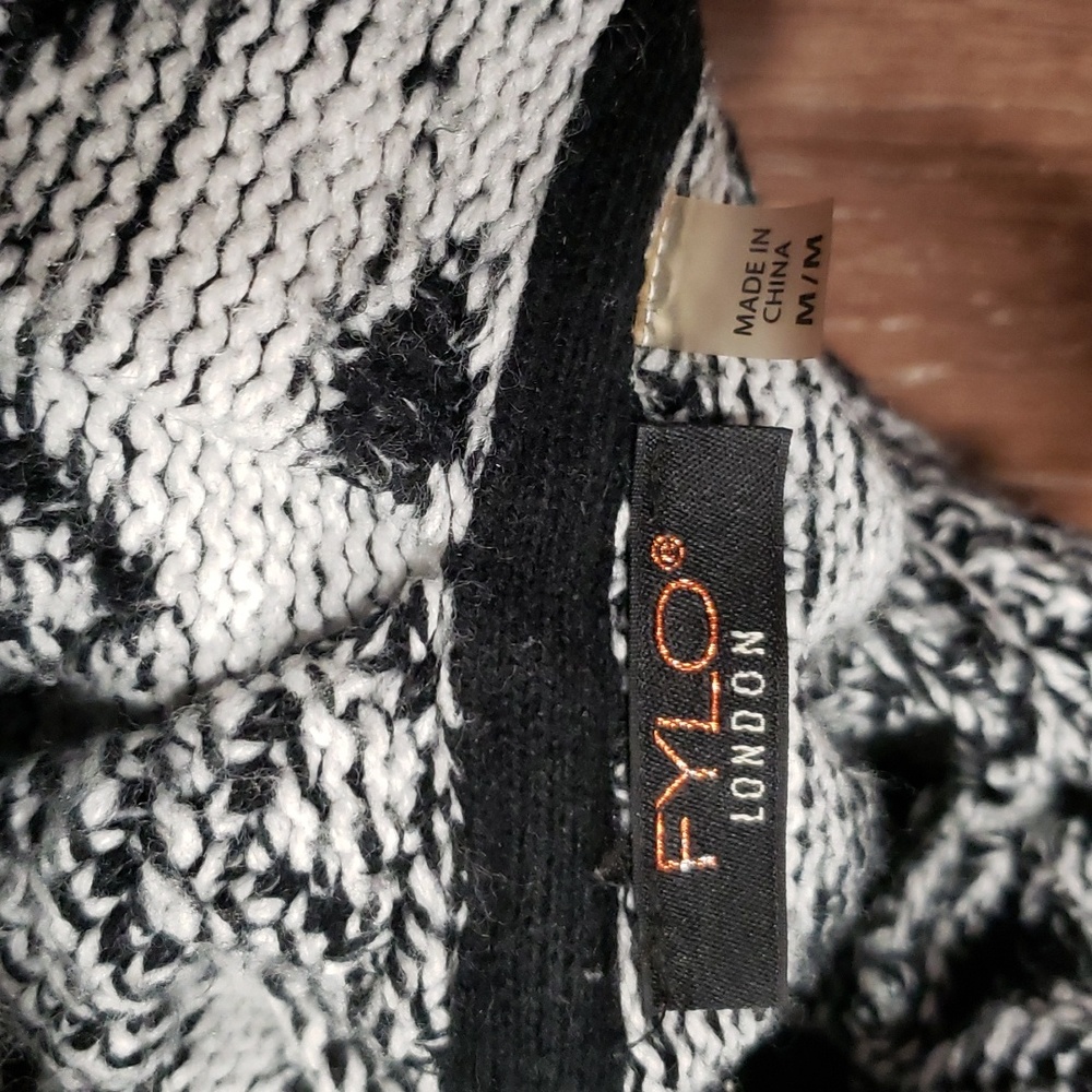 (M) FYLO London Cozy Knit Geometric Print Oversized Sweater Cottagecore Cabin - Picture 3 of 7